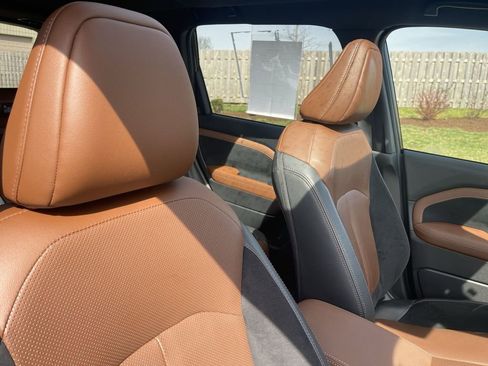 Used 2025 Subaru Forester Touring w/ Popular Package - Touring image 30