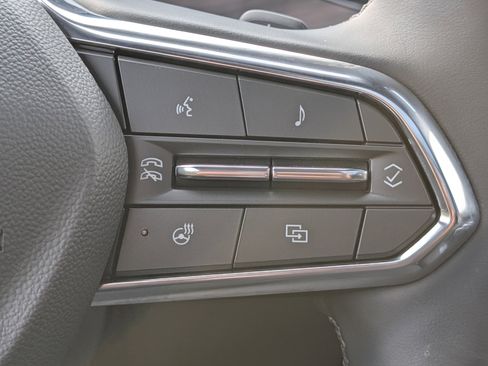 Used 2025 Chevrolet Suburban Z71 w/ Comfort Package image 35