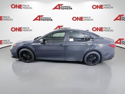 New 2026 Toyota Camry SE image 4