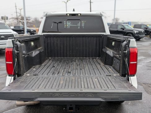 Used 2024 Toyota Tacoma TRD Off-Road w/ TRD Off Road Upgrade Package image 8