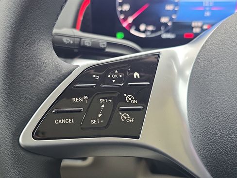 New 2026 Mercedes-Benz GLB 250 4MATIC image 18