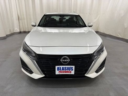 Used 2024 Nissan Altima 2.5 SL AWD/4WD image 8