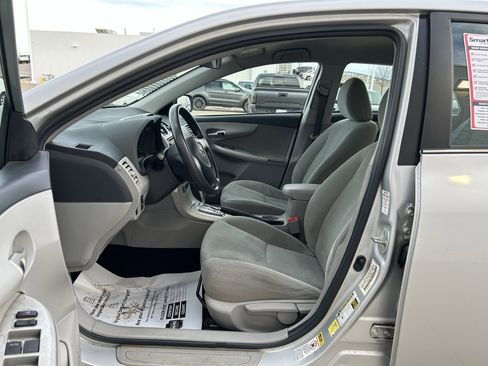 Used 2013 Toyota Corolla LE image 13