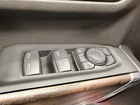 Used 2023 GMC Sierra 3500 Denali image 31