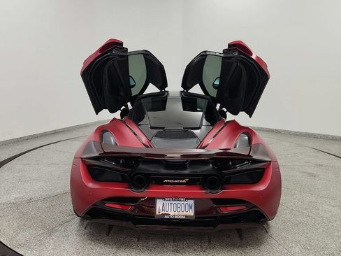 Used 2018 McLaren 720S Performance RWD image 32