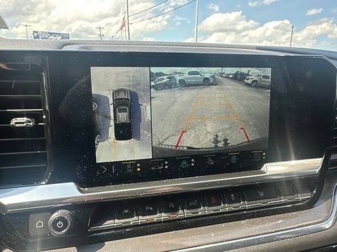 Certified 2023 Chevrolet Silverado 1500 High Country AWD/4WD image 40