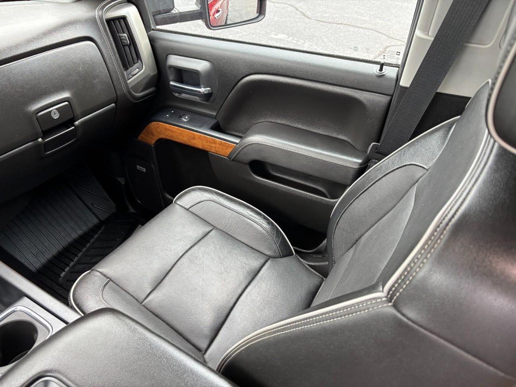 Used 2019 Chevrolet Silverado 2500 High Country w/ Duramax Plus Package AWD/4WD image 14