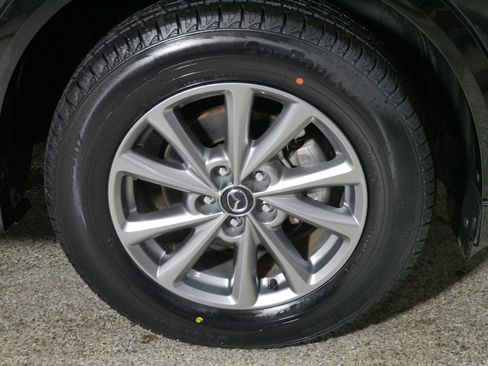 Used 2025 MAZDA CX-5 AWD 2.5 S w/ Preferred Package image 15