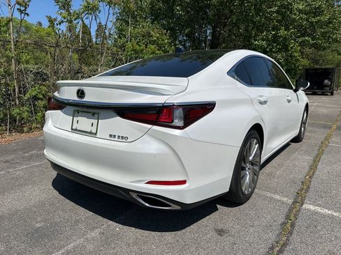 Used 2023 Lexus ES 350 Ultra Luxury image 3