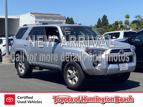 Certified 2024 Toyota 4Runner SR5 AWD/4WD image 1