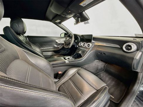 Used 2020 Mercedes-Benz C 63 AMG Cabriolet image 13