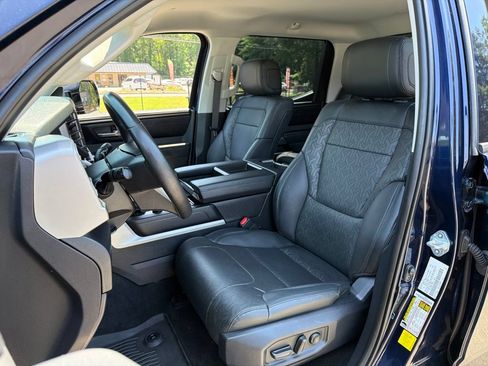 Used 2024 Toyota Tundra SR5 w/ SR5 Premium Package AWD/4WD image 18