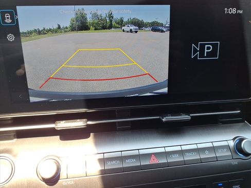 Used 2024 Hyundai Kona SEL FWD image 29