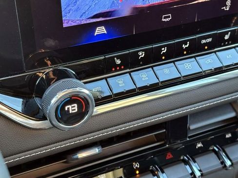 Certified 2024 Chevrolet Colorado LT w/ LT Convenience Package II image 29