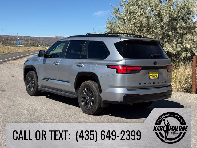 Used 2024 Toyota Sequoia Platinum AWD/4WD image 3