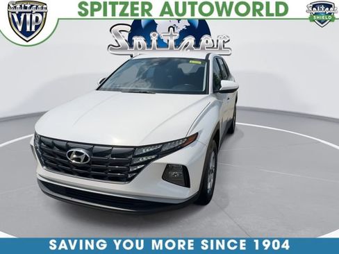 Used 2024 Hyundai Tucson SE AWD/4WD image 3