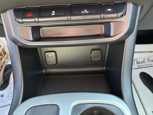 Used 2018 Chevrolet Colorado LT w/ LT Convenience Package image 22