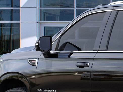 New 2026 GMC Yukon XL Elevation w/ LPO, Floor Liner Package image 12