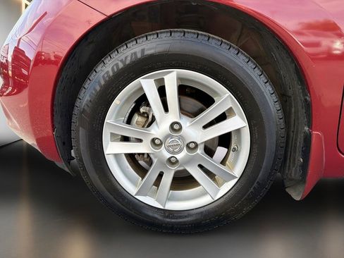 Used 2014 Nissan Versa Note SV w/ Sport Value Package FWD image 9