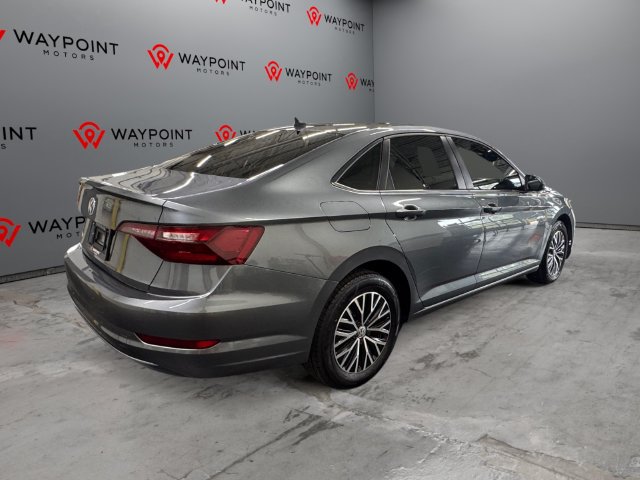 Used 2021 Volkswagen Jetta R-Line FWD image 17
