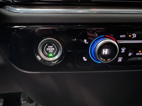 Certified 2024 GMC Sierra 1500 Elevation image 22