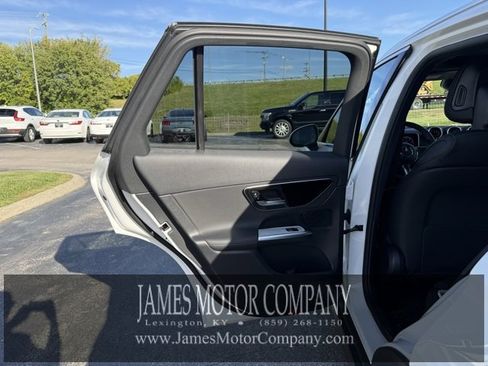 Certified 2025 Mercedes-Benz GLC 300 4MATIC image 18