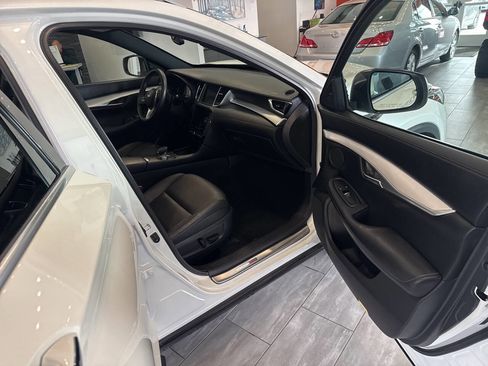 Used 2020 INFINITI QX50 Essential w/ Edition 30 Package image 18