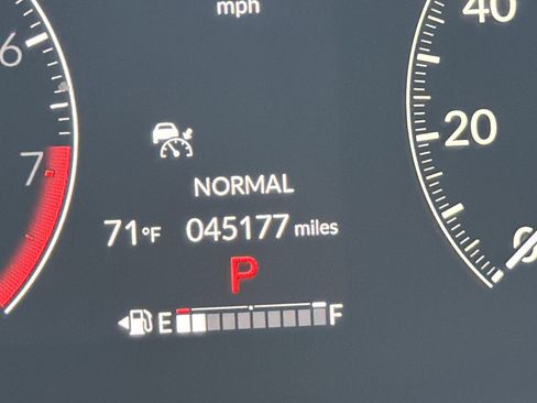 Used 2025 Honda Odyssey Elite image 20