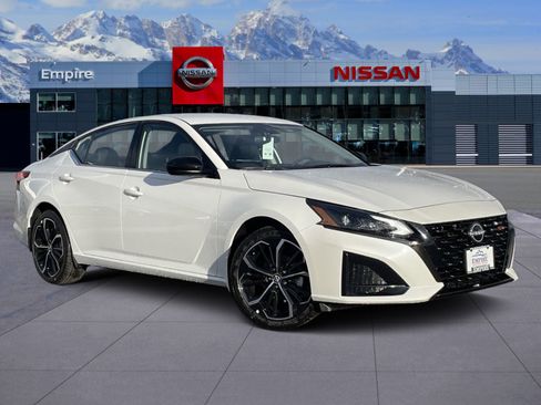 New 2025 Nissan Altima 2.5 SR image 1