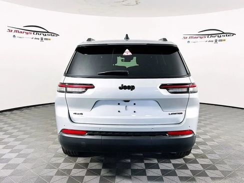 Used 2025 Jeep Grand Cherokee L Limited w/ Black Appearance Package image 7