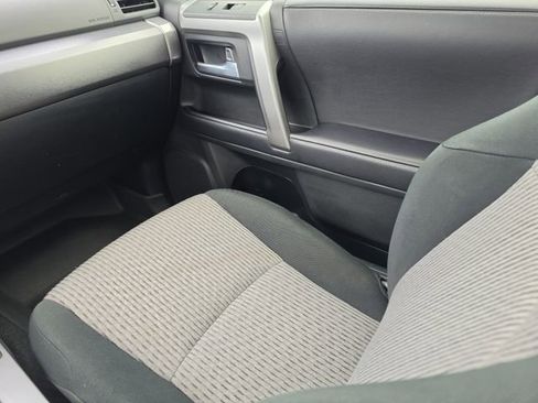Used 2021 Toyota 4Runner SR5 AWD/4WD image 18