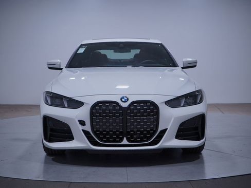 Used 2026 BMW 430i Coupe w/ M Sport Package RWD image 4