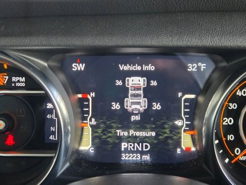 Certified 2022 Jeep Wrangler Unlimited Sahara w/ Cold Weather Group AWD/4WD image 27