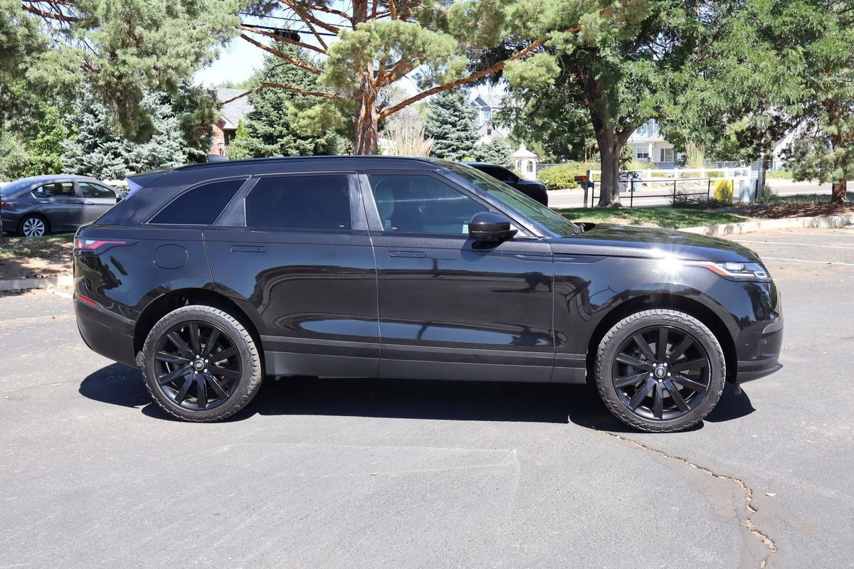 Used 2020 Land Rover Range Rover Velar S AWD/4WD image 3