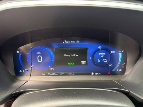 Used 2022 Ford Escape Titanium FWD image 15
