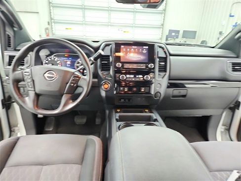 Used 2023 Nissan Titan SV w/ SV Convenience Package image 24