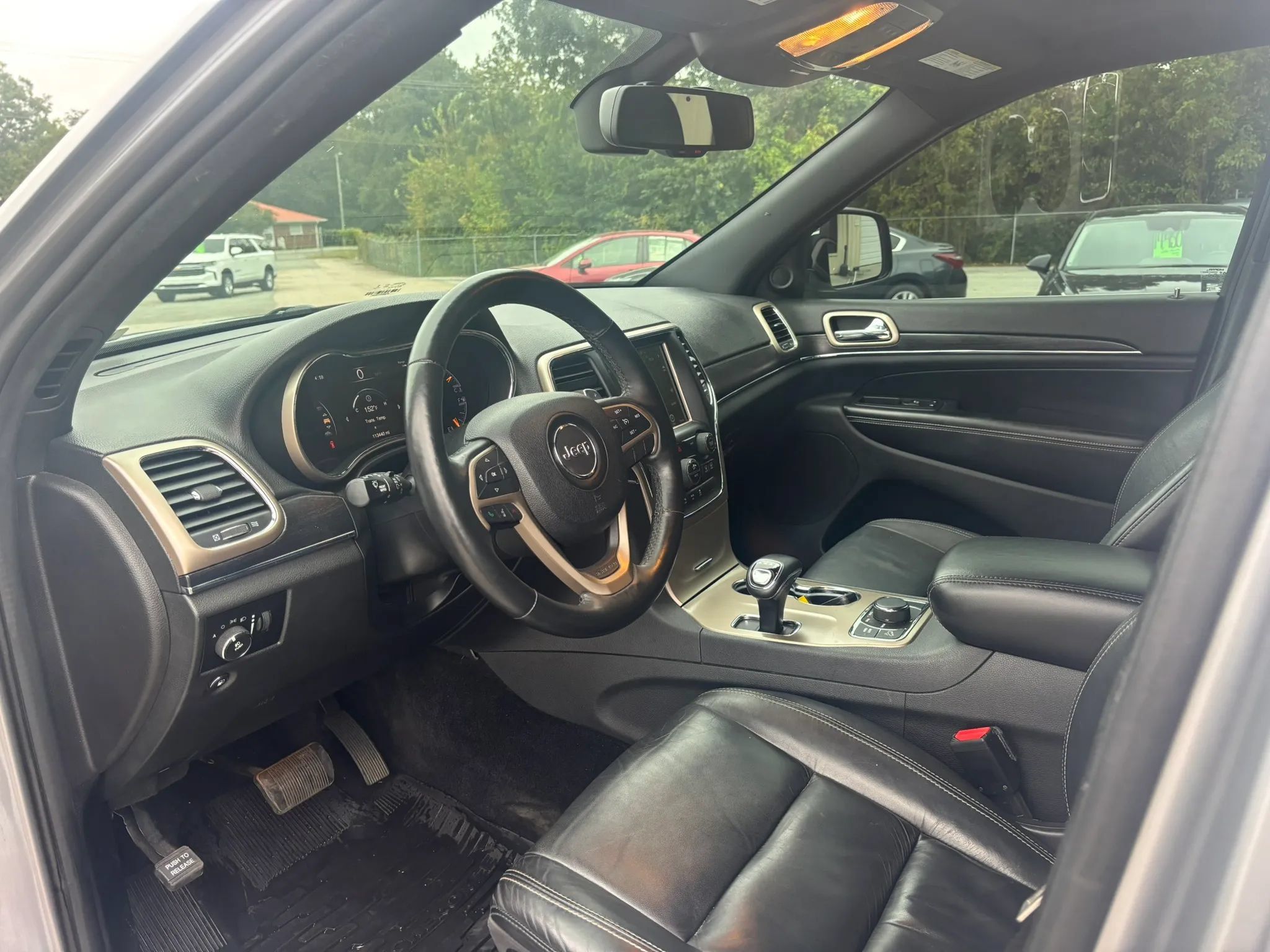 Used 2014 Jeep Grand Cherokee Limited AWD/4WD image 10