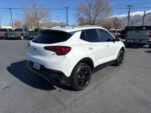 Used 2024 Buick Encore GX Sport Touring image 7