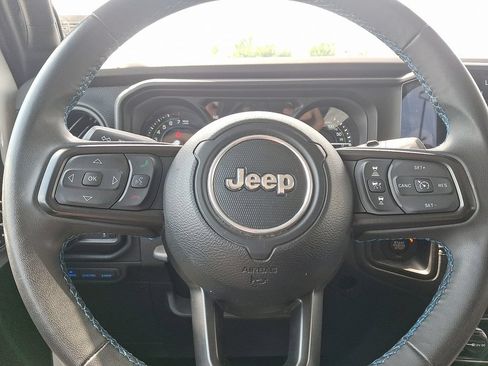 Used 2024 Jeep Wrangler Unlimited Rubicon 4xe AWD/4WD image 18