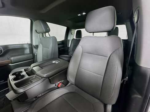 Used 2020 Chevrolet Silverado 1500 LT w/ Convenience Package AWD/4WD image 19