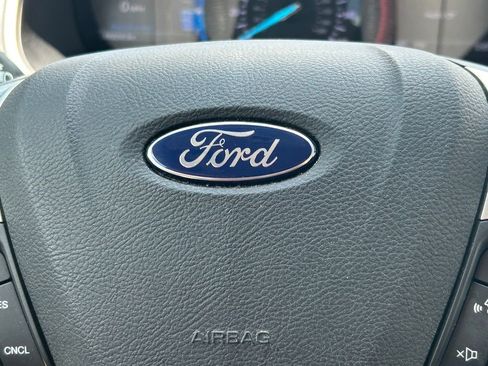 Used 2017 Ford Edge SEL w/ Equipment Group 201A FWD image 35
