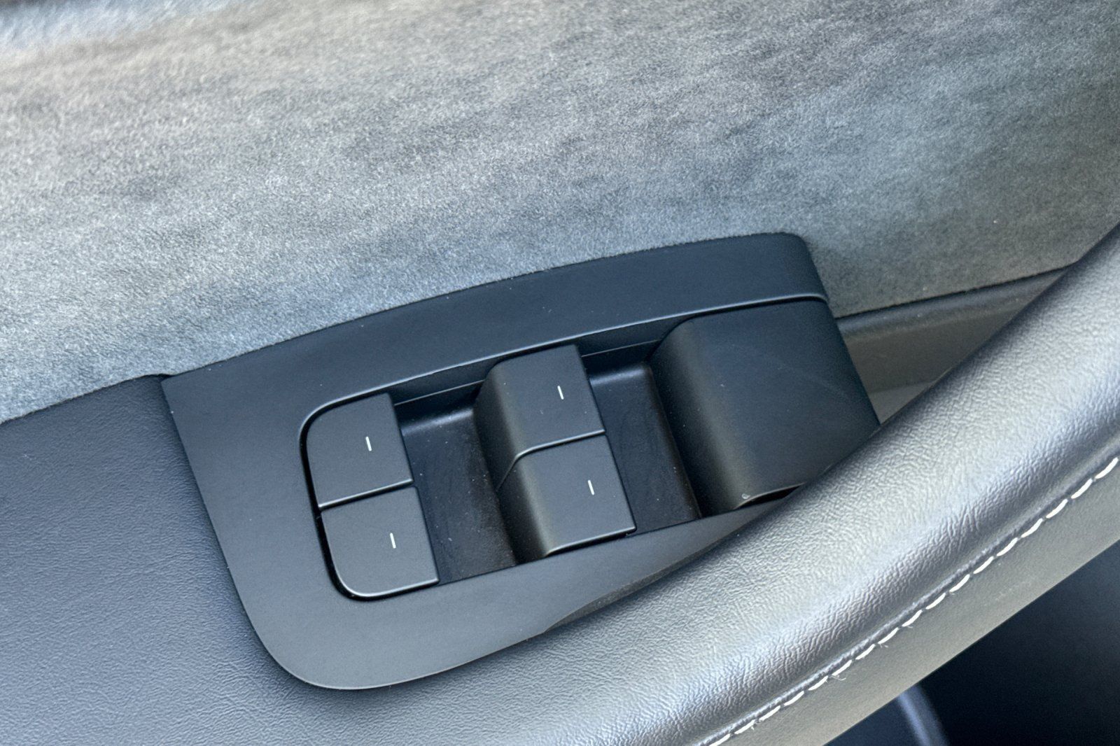 Used 2023 Tesla Model 3 Standard Range RWD image 11