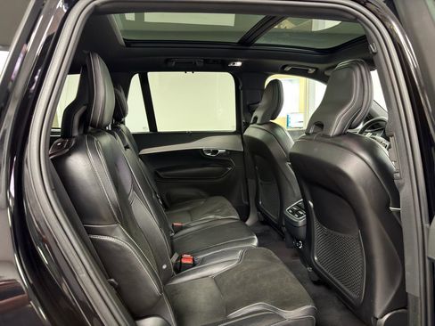 Used 2019 Volvo XC90 T5 R-Design w/ Advanced Package image 29