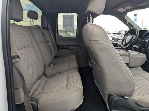 Used 2015 Ford F150 XLT AWD/4WD image 30