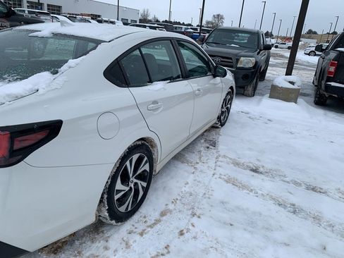 Used 2023 Subaru Legacy Premium image 5