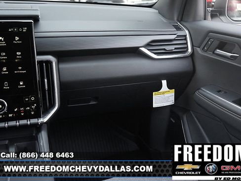 New 2025 GMC Acadia Elevation w/ Black Edition image 38