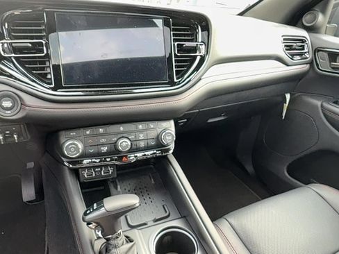New 2026 Dodge Durango GT image 11
