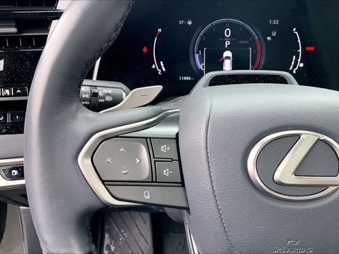 Used 2024 Lexus RX 350 Premium Plus w/ Convenience Package image 23