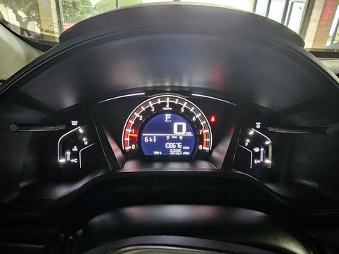 Used 2017 Honda CR-V LX image 38