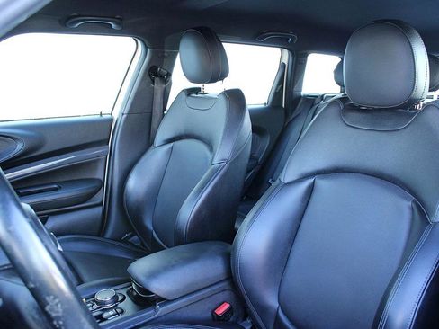 Used 2017 MINI Cooper Clubman S image 11